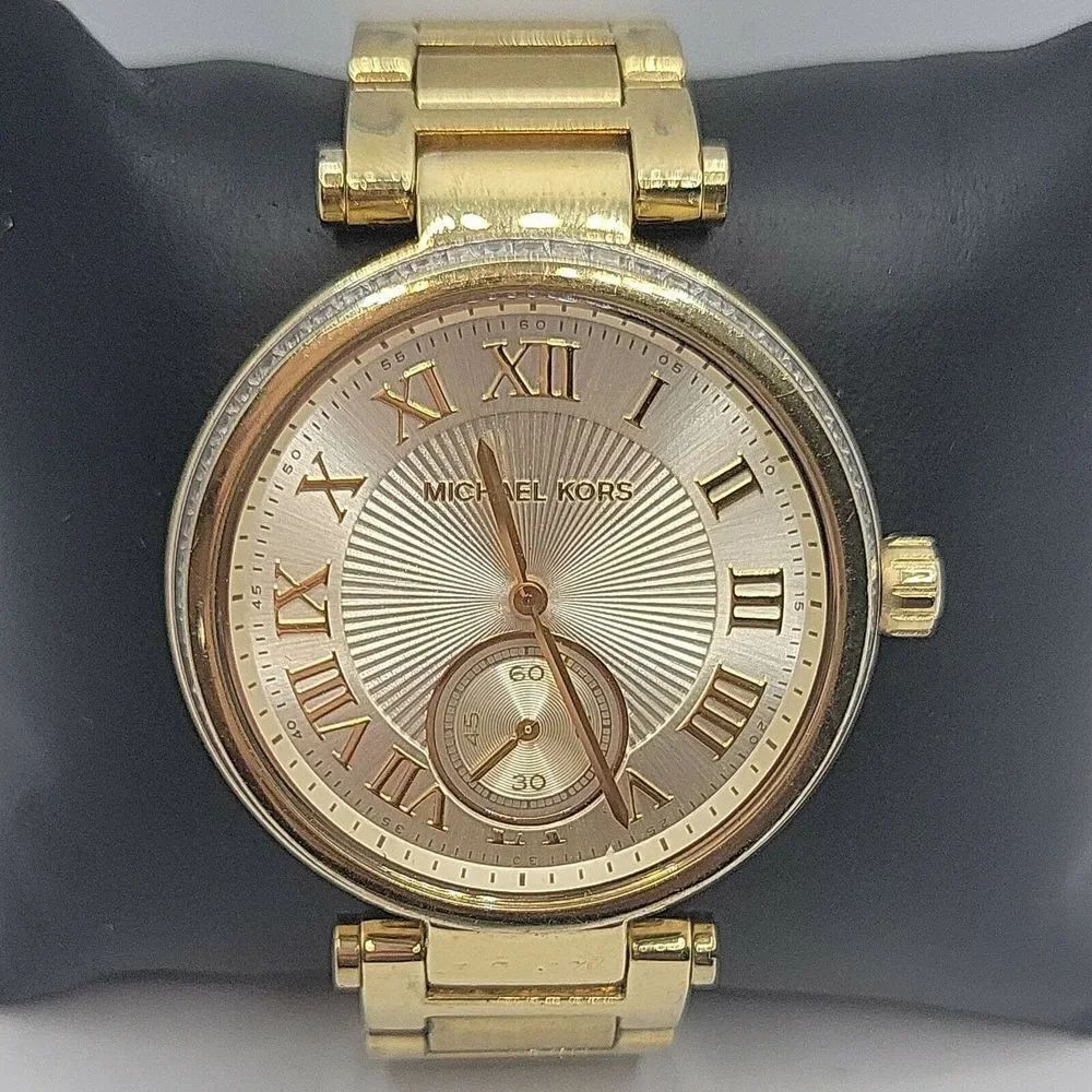 Michael Kors Skylar MK5867 Women Stainless Steel Analog Dial Quartz Watch AM346
